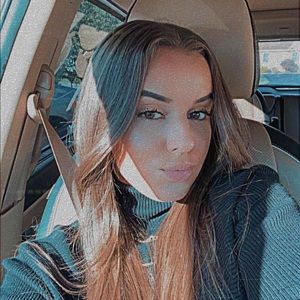 Meet your Posher, Ashlyn